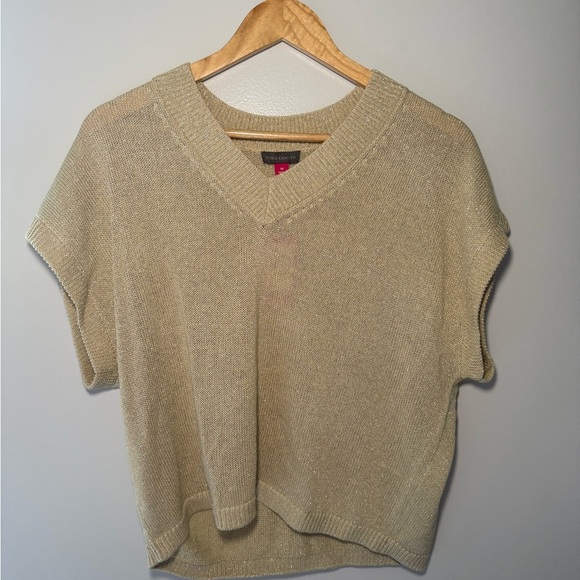 Vince Camuto Beige Short Sleeve Top - Picture 2 of 8